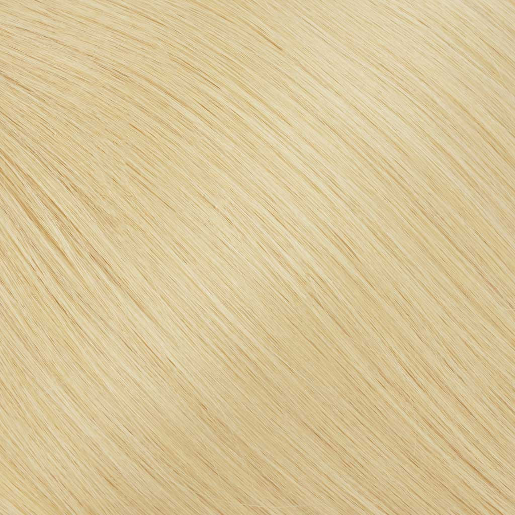 A luminous golden platinum.
Warmer than platinum, brighter than blonde — extremely reflective.